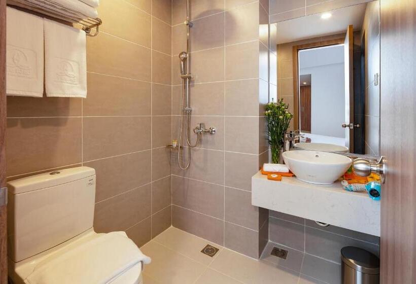 اتاق لوکس با چشم‌انداز شهر, Libra Hotel Nha Trang