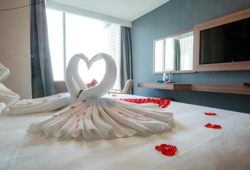 اتاق لوکس با چشم‌انداز دریا, Libra Hotel Nha Trang