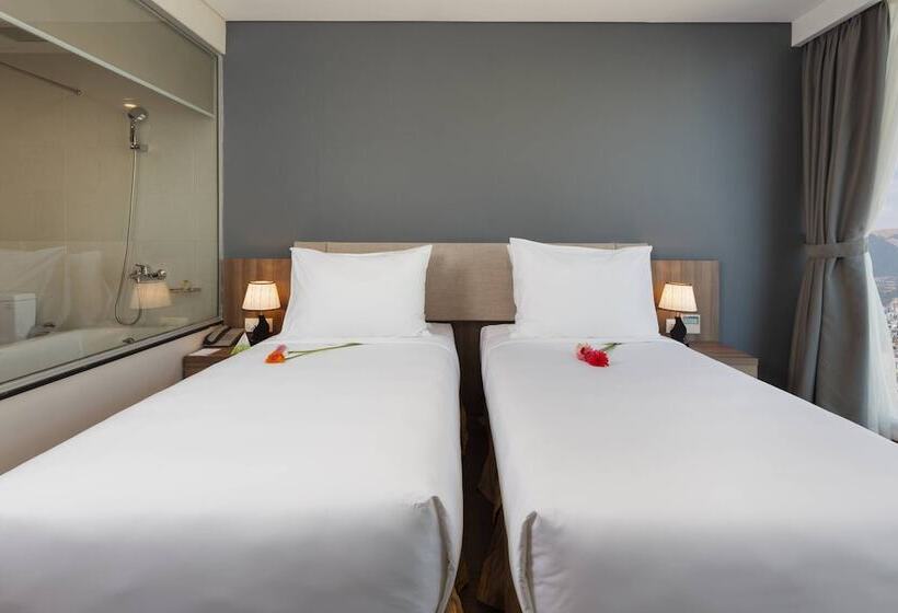 اتاق لوکس با چشم‌انداز شهر, Libra Hotel Nha Trang