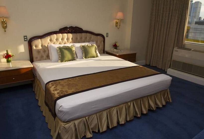 Номер Deluxe, Manila Prince