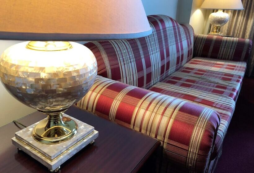 Президентский Люкс, Manila Prince