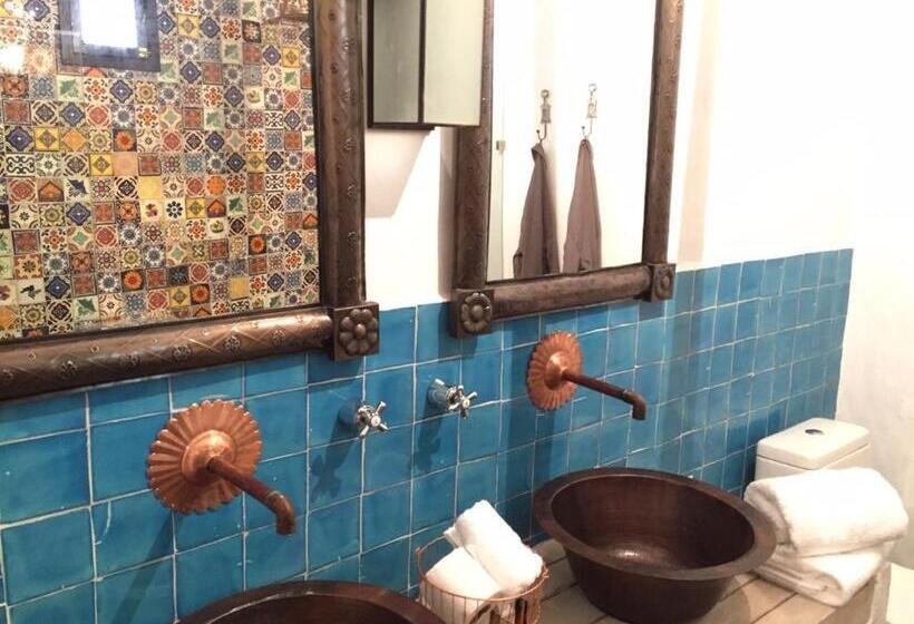 スーペリアールーム, Real De Piedra