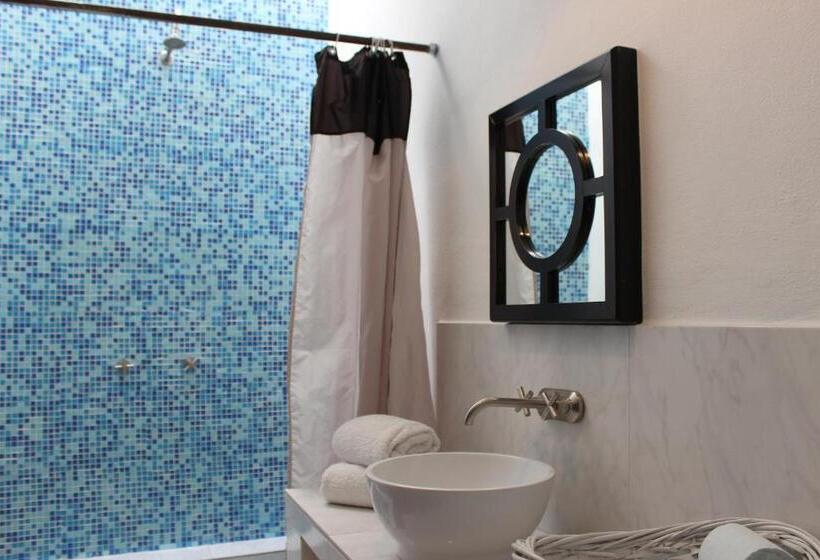 スタンダードルーム, Real De Piedra