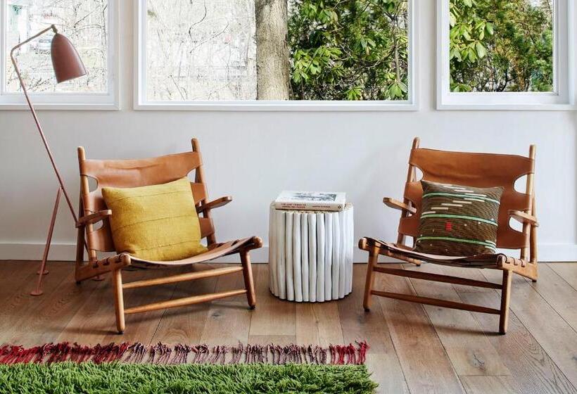 Номер Стандарт с Балконом, Woodstock Way