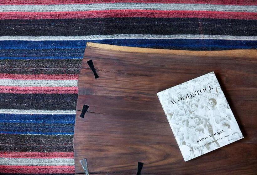 Номер Deluxe Кровать Кинг, Woodstock Way