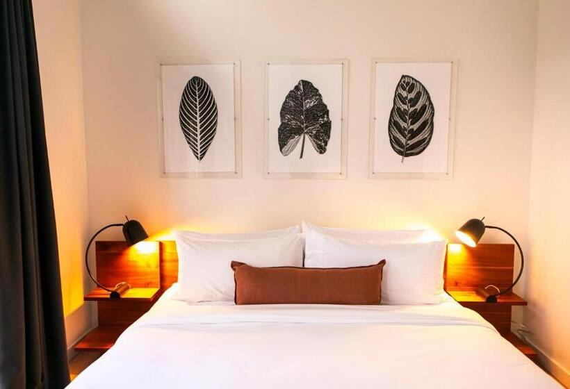 Бунгало Deluxe, Woodstock Way