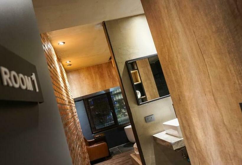 Quarto Estandar com Hidromassagem, Pinhouse