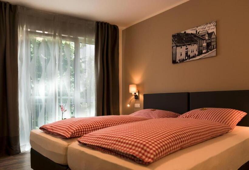 חדר דלוקס, Am Dalwigker Tor