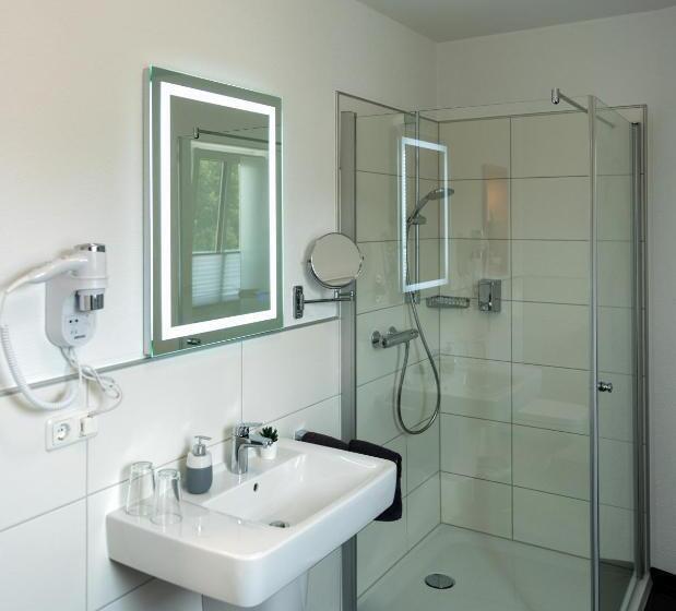 חדר דלוקס, Am Dalwigker Tor