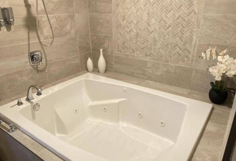 带按摩浴盆的套房, Bramblebank Cottages