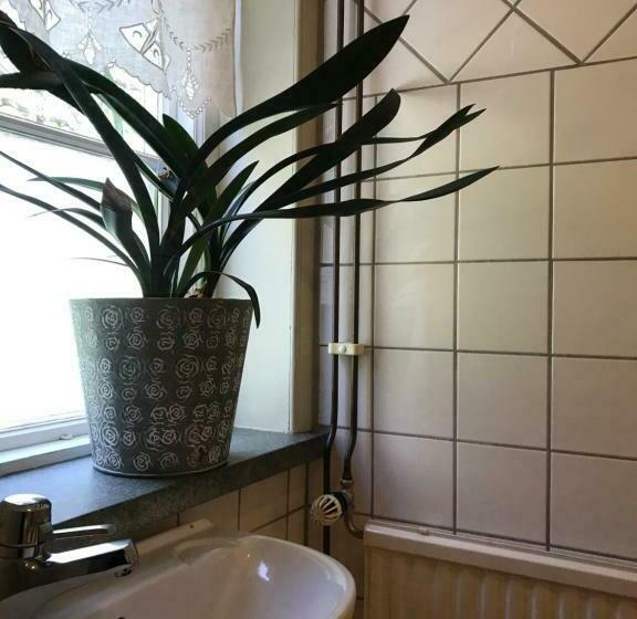 带共用浴室的标准房间, Mellby 11 Bed & Breakfast