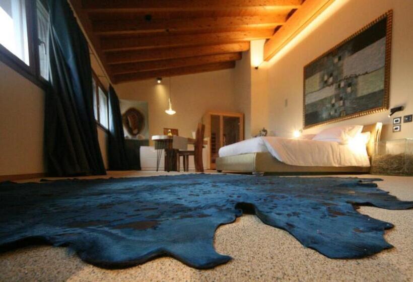 Люкс, Locanda Sensi