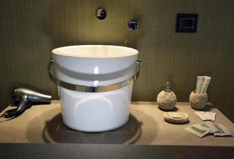 Люкс, Locanda Sensi