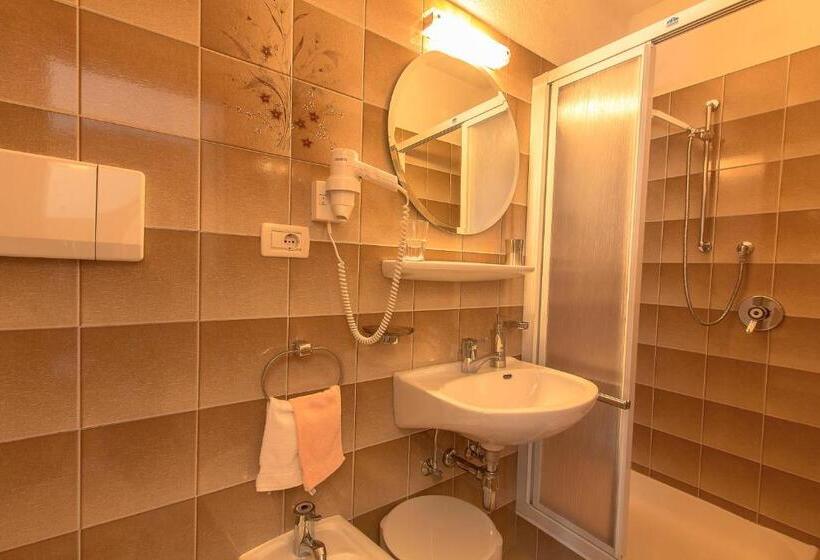 דירת חדר בקומת קרקע, B&b Apartments La Palsa