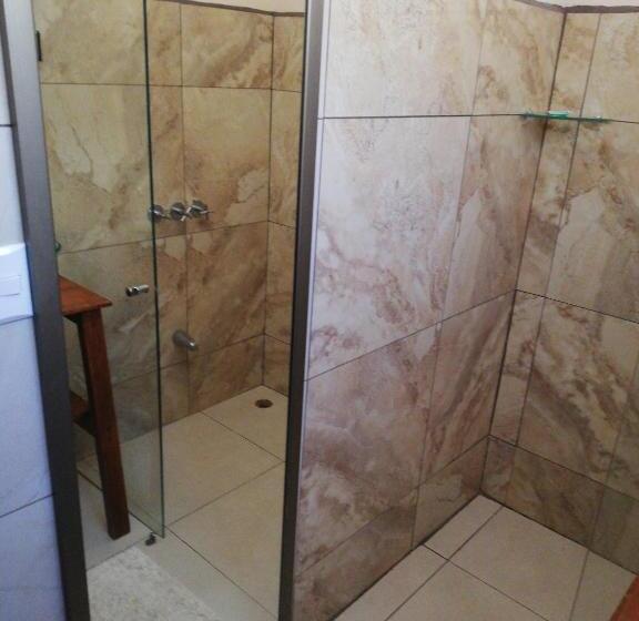 스위트 킹사이즈 침대, Casa Taupe