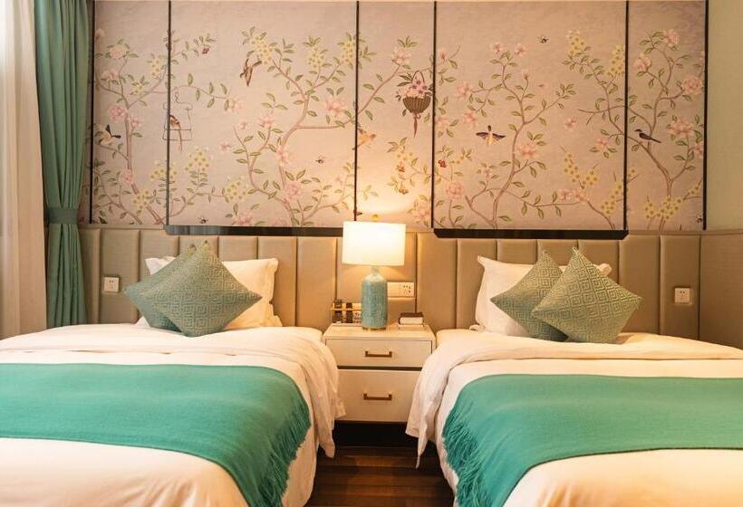 コンフォートルーム, Li River Resort Villa