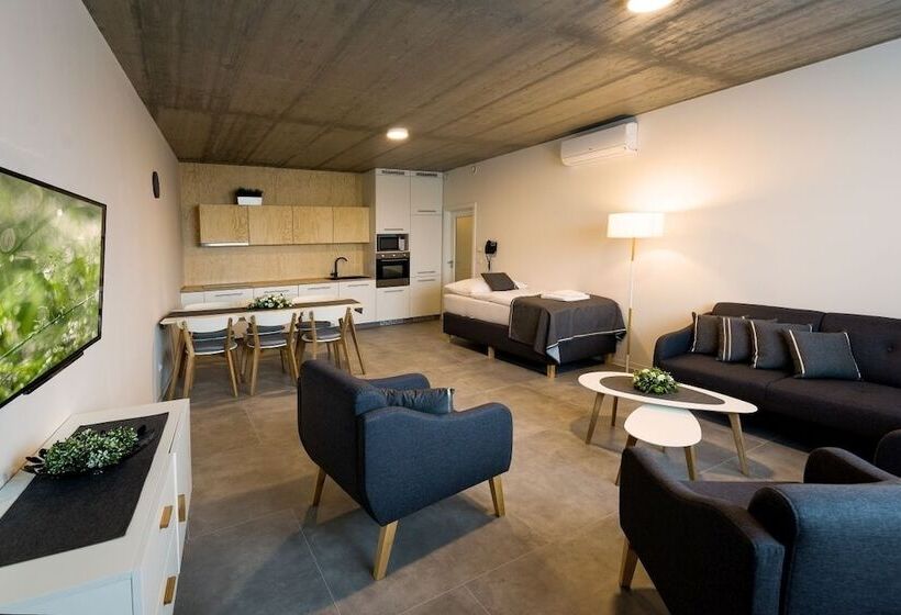 Escritório Superior, Residence Trafick