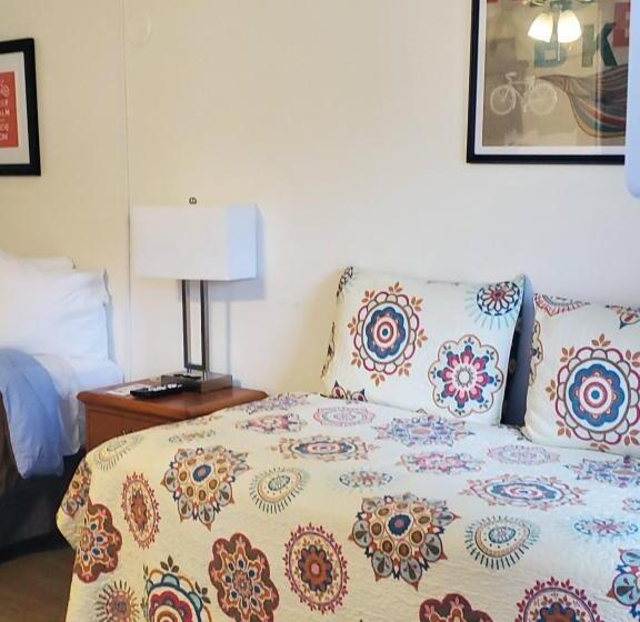 إستوديو ديلوكس, Arbor Inn Motel Oakridge