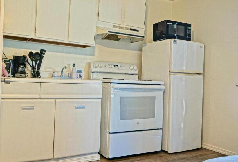 غرفة قياسية مزوَّدة بمطبخ, Arbor Inn Motel Oakridge