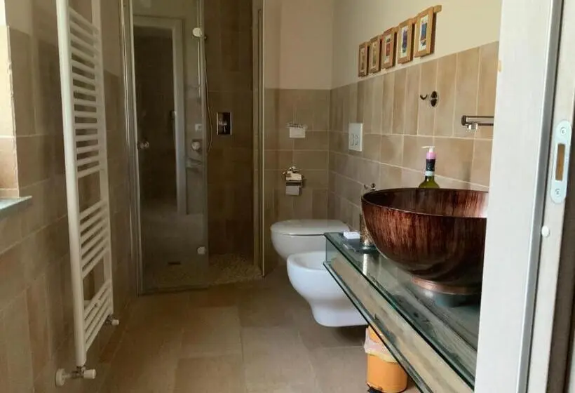 اتاق استاندارد اینتریور, B&b Le Piote