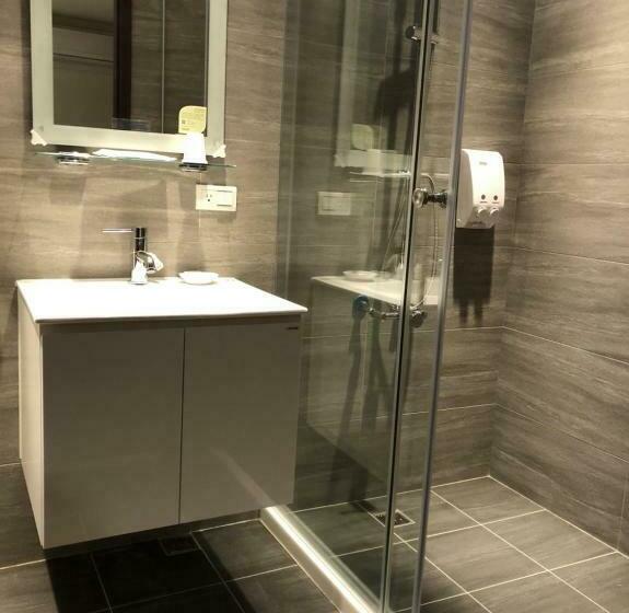 اتاق استاندارد با چشم‌انداز شهر, Honest&warm