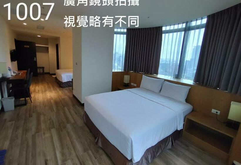 اتاق استاندارد چهار تخته, Honest&warm