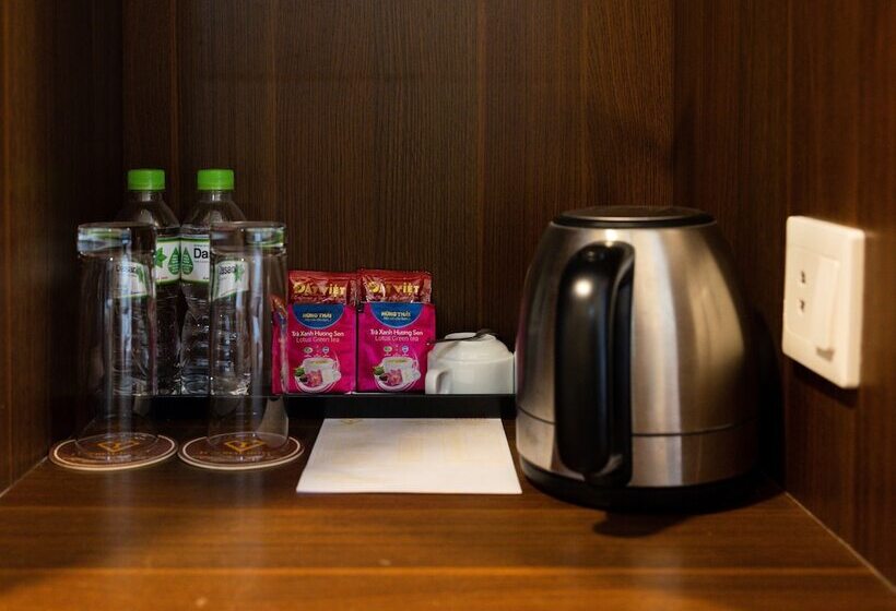 سوییت با چشم‌انداز دریا, Imperial Nha Trang