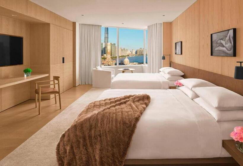 디럭스 룸, The Shanghai Edition