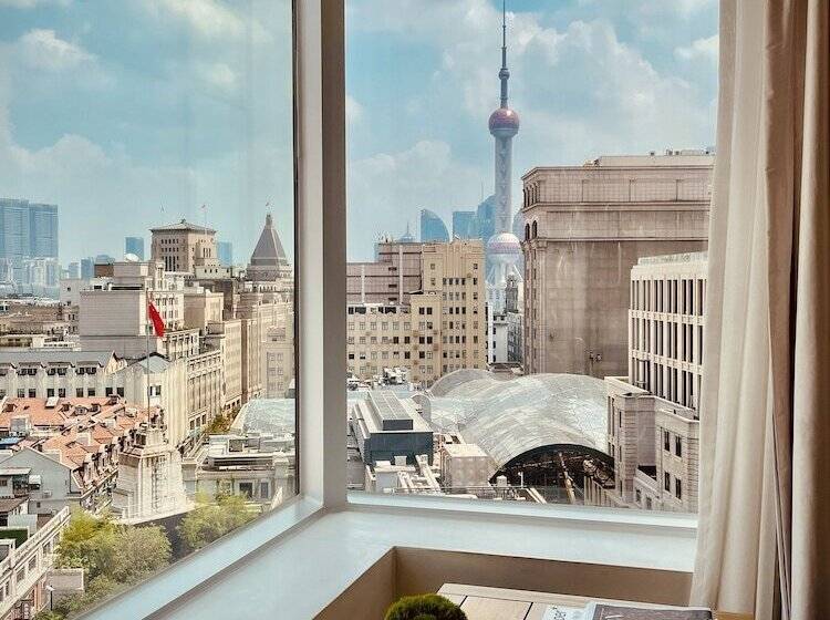 Premium room with view, The Shanghai Edition
