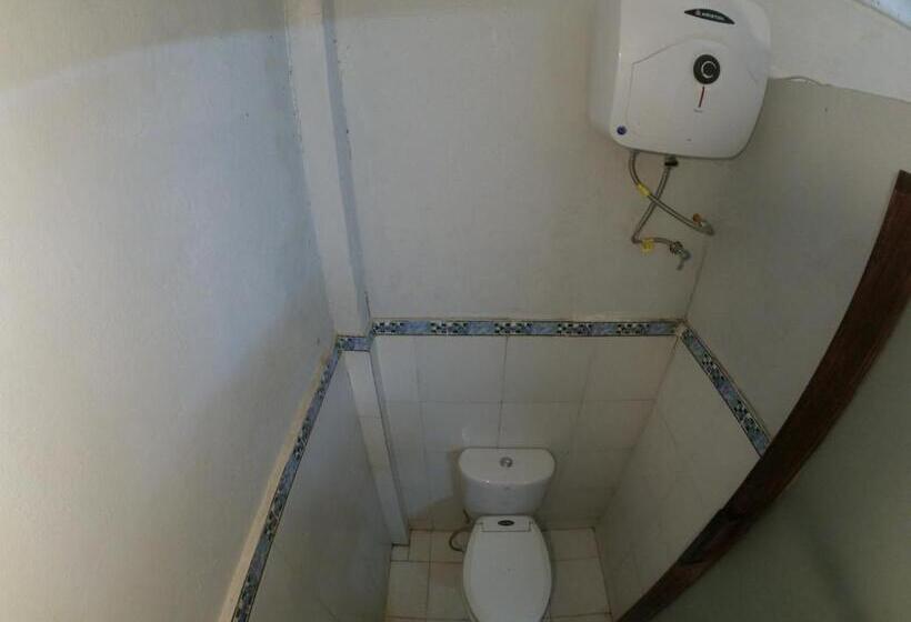 חדר סטנדרט לשלושה, Local Hostel Amed