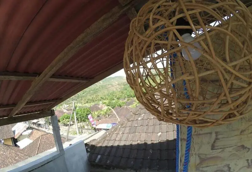 スタンダードトリプルルーム, Local Hostel Amed
