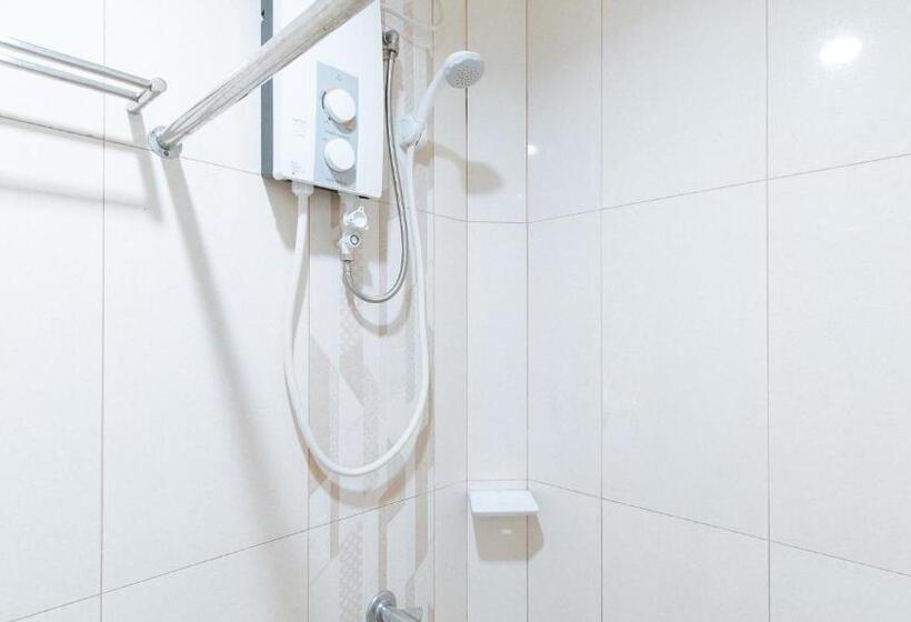 اتاق استاندارد, Reddoorz Near Quirino Station Manila