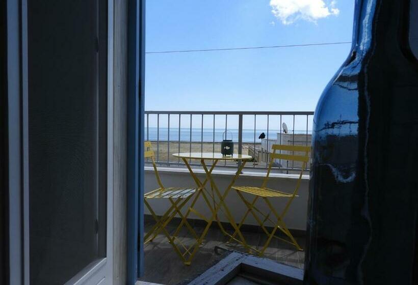 חדר לארבעה סטנדרטי עם מרפסת, La Dimora Sipontina