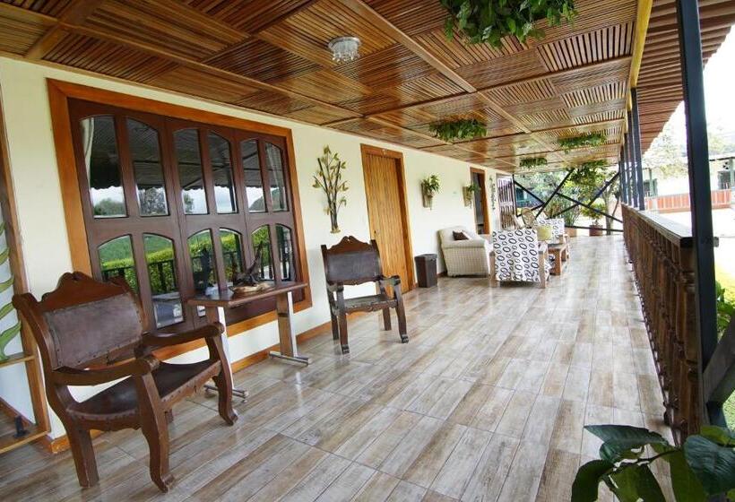 4인용 스탠다드 룸, Finca Hotel Yerbabuena