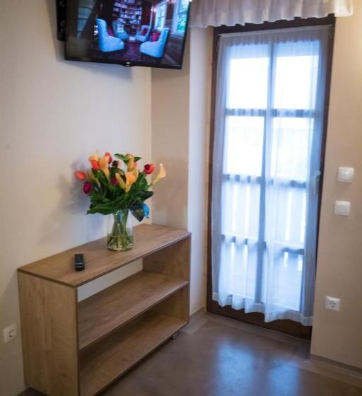 اتاق استاندارد با بالکن, Gluten Free Bed & Breakfast Dežela Okusov