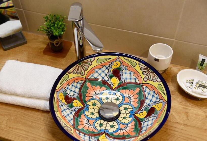 غرفة ديلوكس سرير كينج, Benaco36