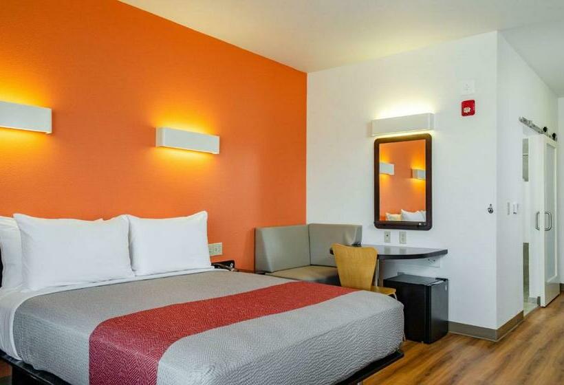 장애인을 위한 스탠다드 룸, Motel 6 Livingston, Ca   Merced County