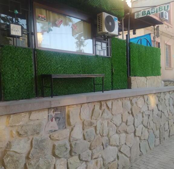 اتاق خانوادگی, Babibu