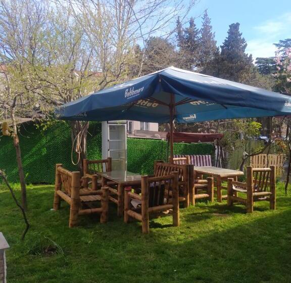 سوییت خانوادگی, Babibu