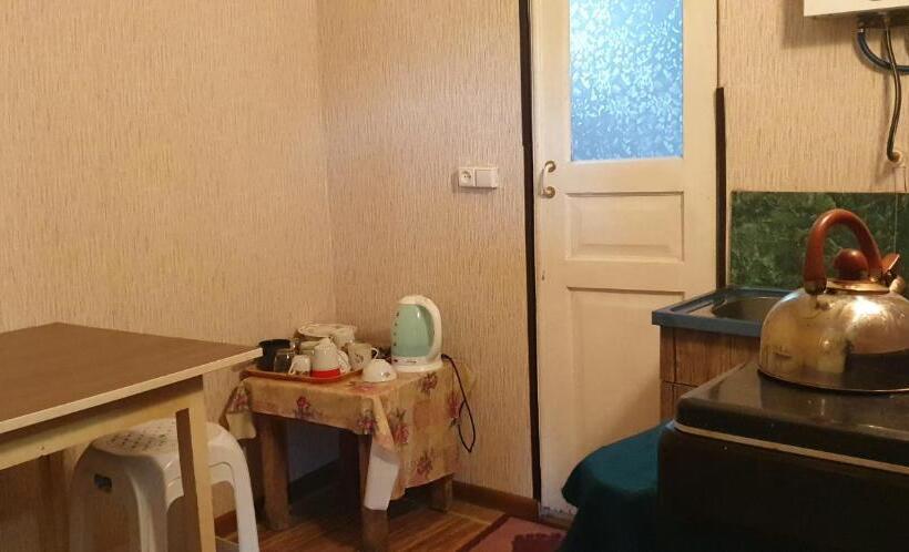 اتاق خانوادگی, Babibu