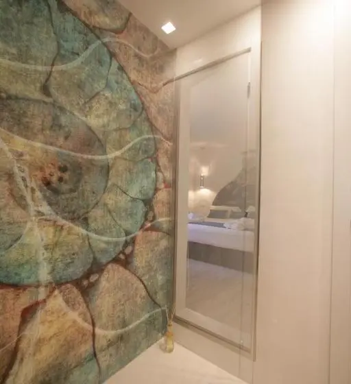 سوئیت با تخت بزرگ, Geco Di Giada Art Suites   Adult Only