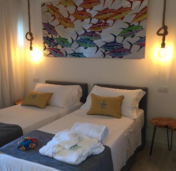 חדר דלוקס עם מרפסת נוף לים, Geco Di Giada Art Suites   Adult Only