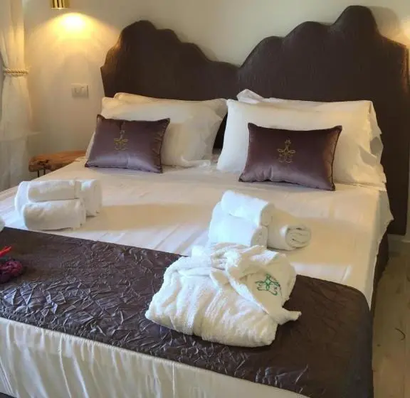 اتاق استاندارد با تخت بزرگ, Geco Di Giada Art Suites   Adult Only