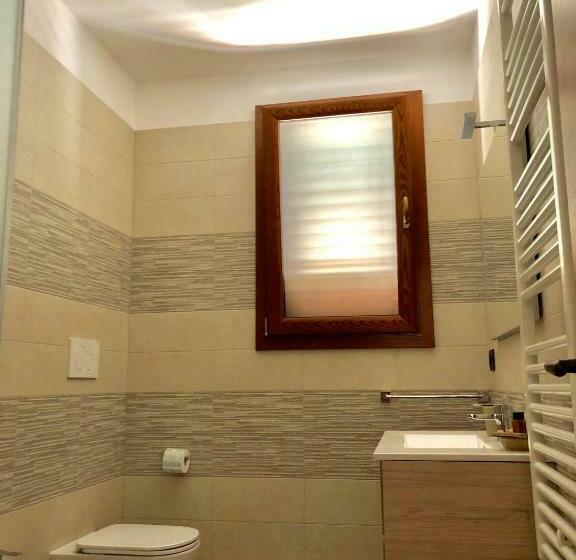 جناح عائلي, B. & B. Lu Turnitu