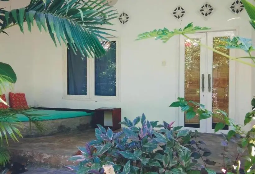 Deluxe-huone King-vuode, Café Des Arts Gili Air