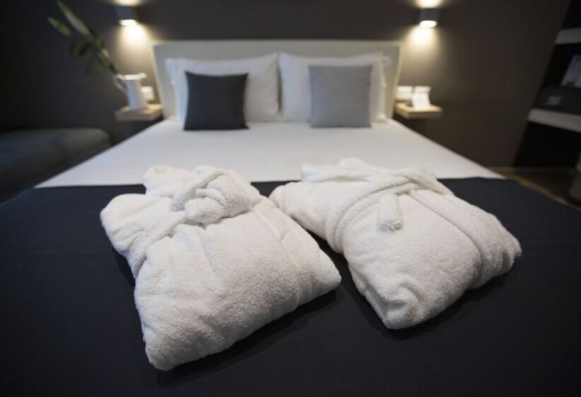 اتاق اجرایی, Tergeste