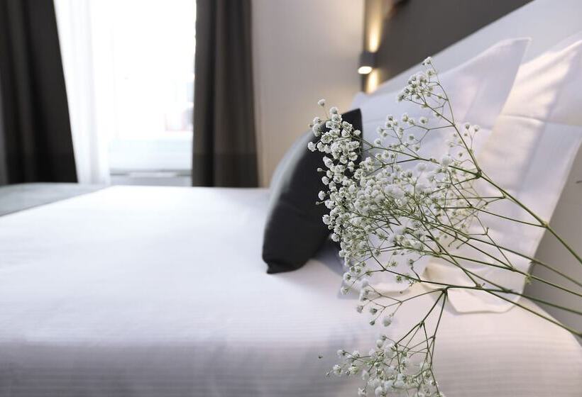 اتاق اجرایی, Tergeste