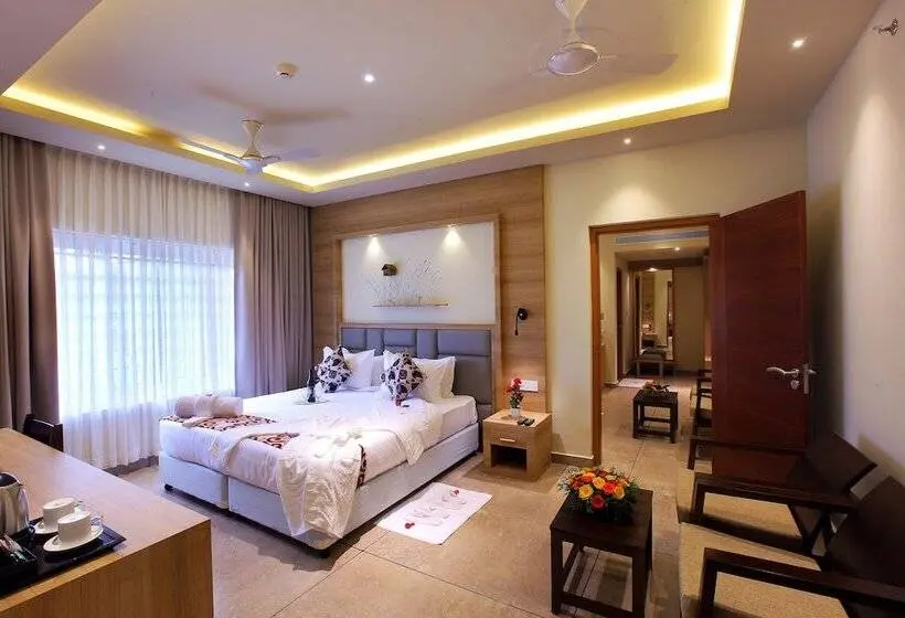 デラックスルーム, Woodnote Thekkady