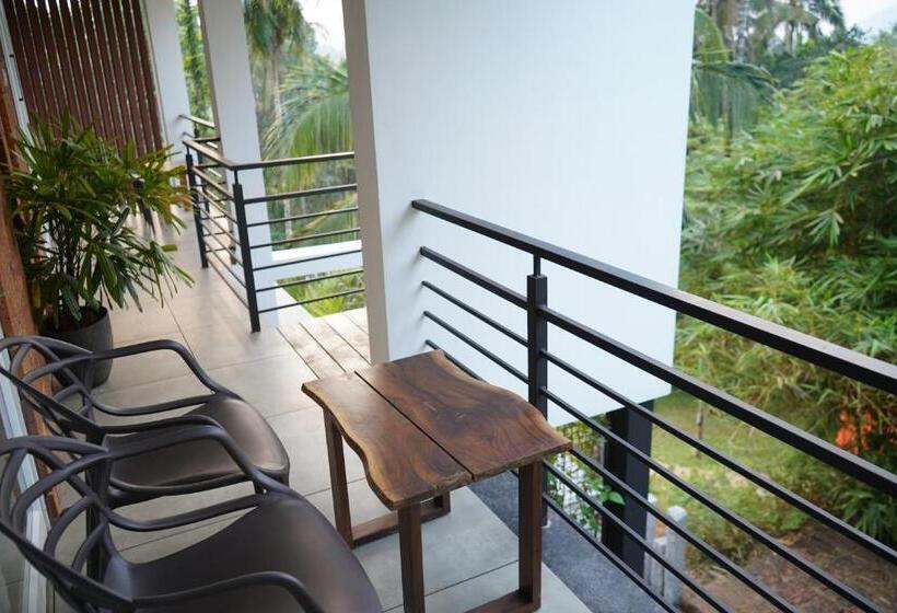 발코니 디럭스 룸, Le Candles Resort