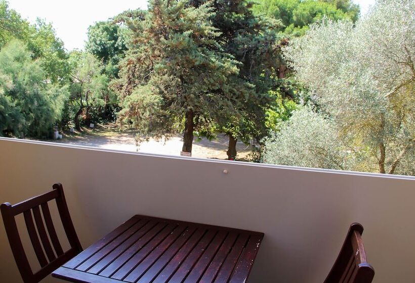 דירה בת חדר שינה 1 עם מרפסת, Résidence Les Caraibes